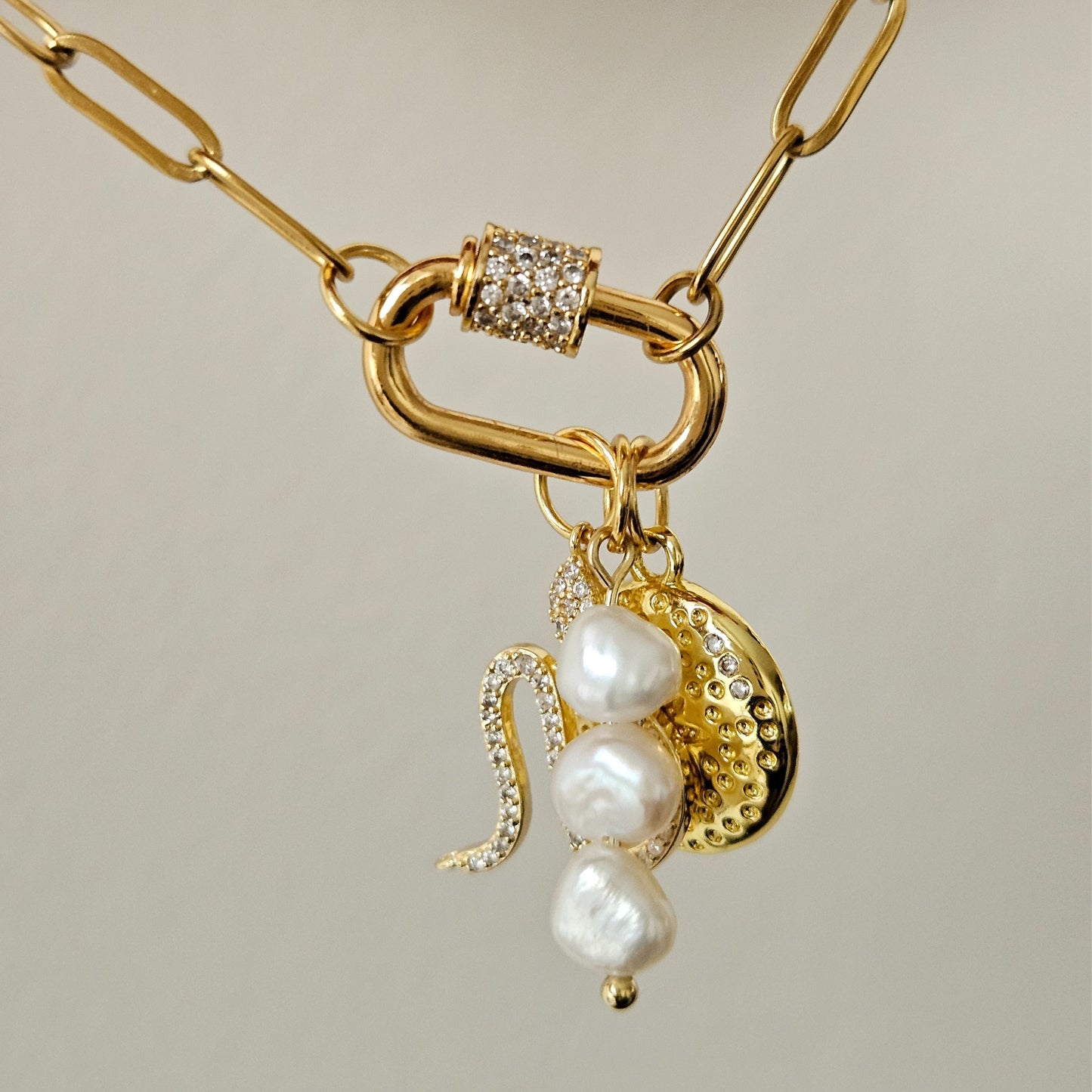 Charms PEARL LINE