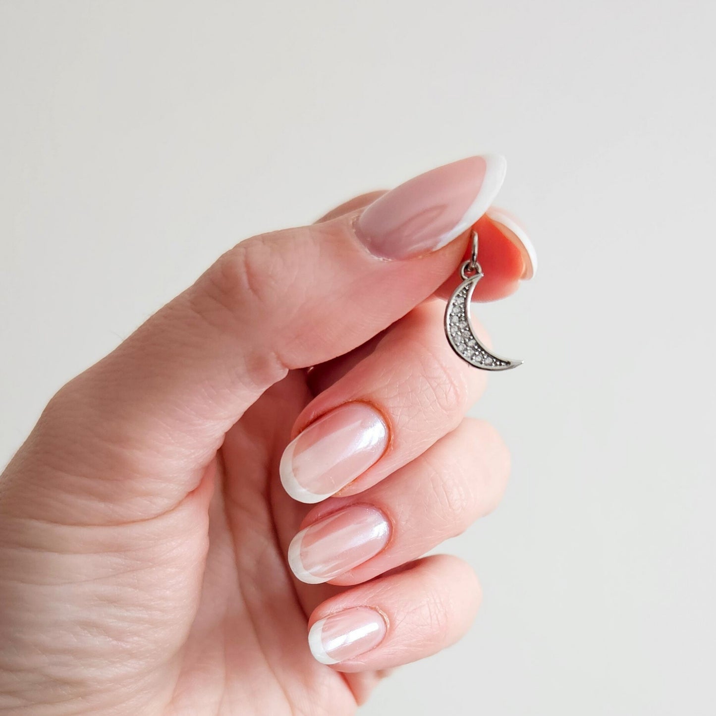 Charms LUNA silver
